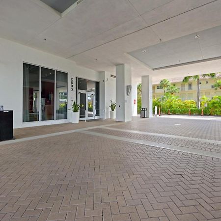 Hallandale Sky Water View Hallandale Beach Exterior photo